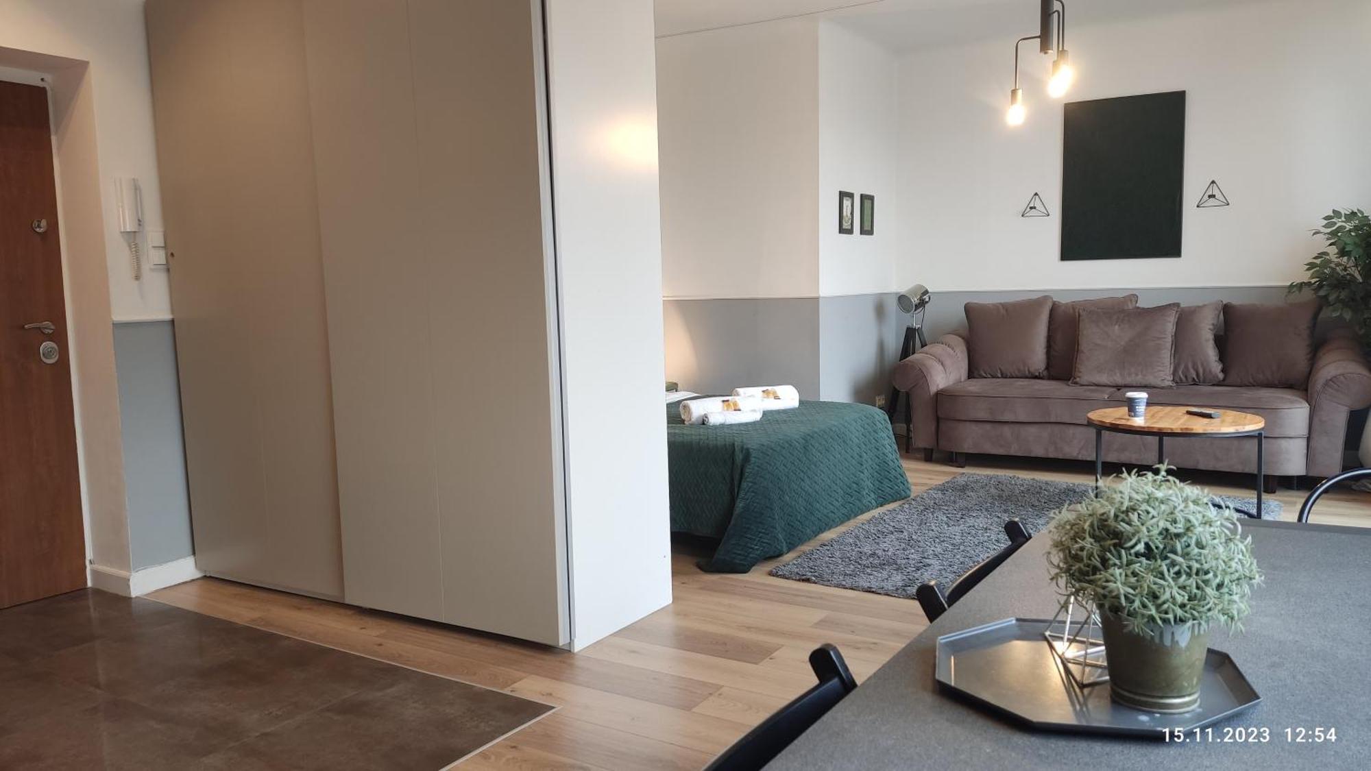 Be My Guest - Jerozolimskie Studio - Super Centrum Metro Wi-Fi Breakfast Warsawa Bagian luar foto