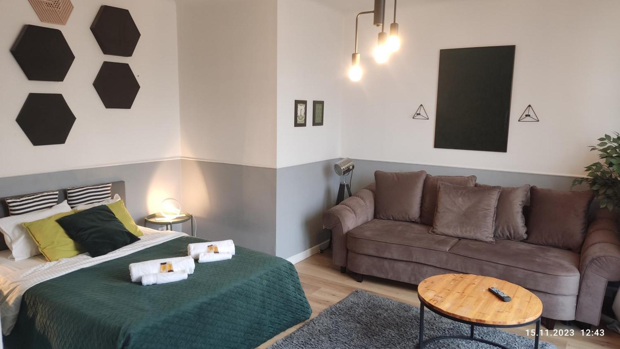 Be My Guest - Jerozolimskie Studio - Super Centrum Metro Wi-Fi Breakfast Warsawa Bagian luar foto