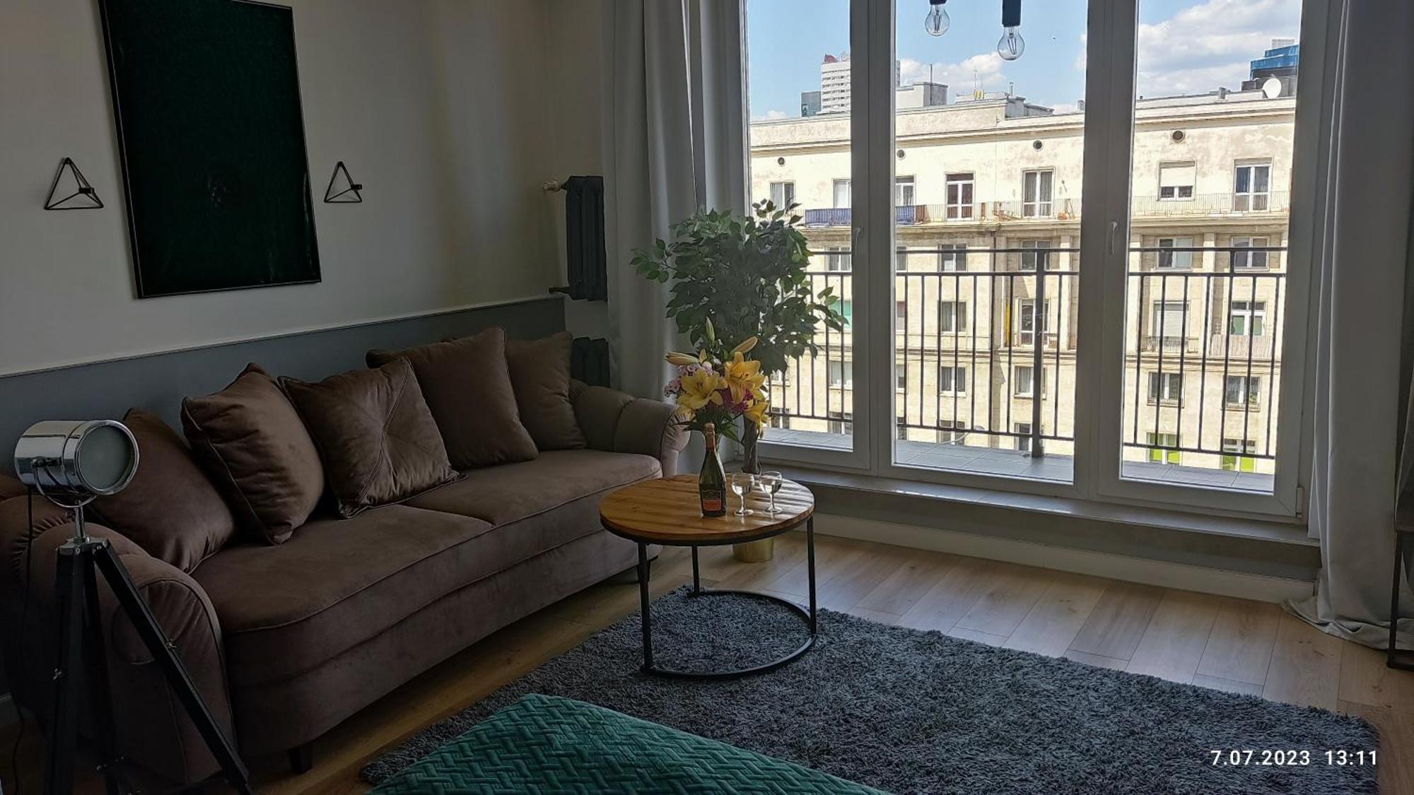 Be My Guest - Jerozolimskie Studio - Super Centrum Metro Wi-Fi Breakfast Warsawa Bagian luar foto